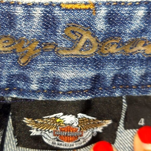 Harley-Davidson Cut-Off Cropped Raw Hem Jeans Sz 4 - Picture 5 of 7